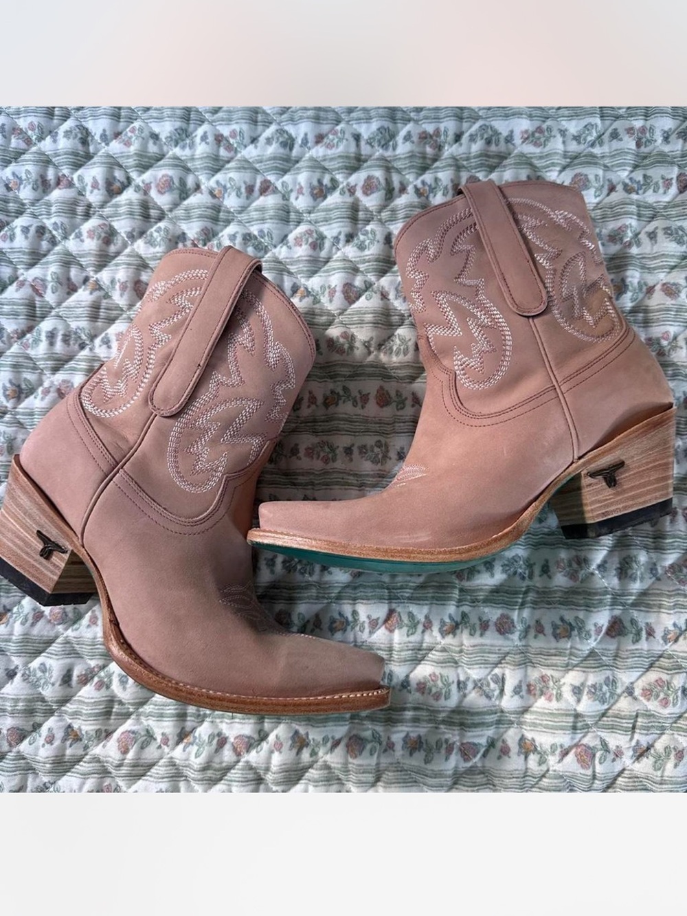 Lane Lexington Cowboy Boots - size 8